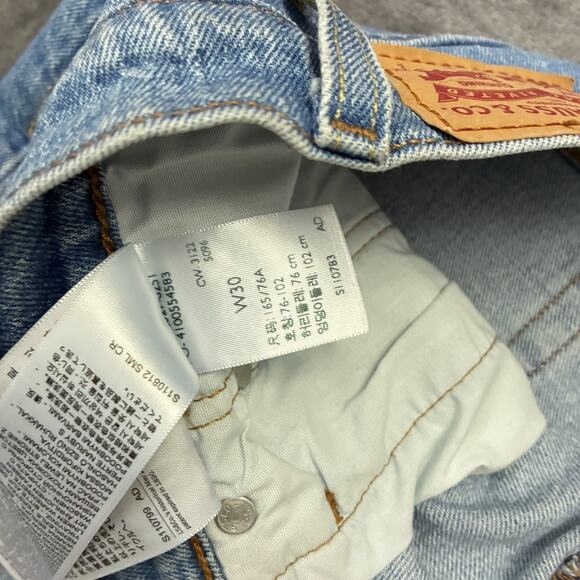 Levi's 501 Shorts Womens Sz.30 Blue Denim Raw Hem Daisy Duke Button Fly - Picture 3 of 9